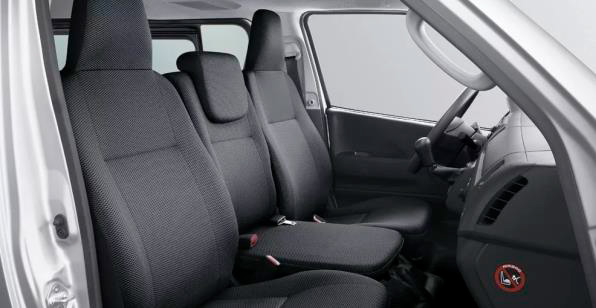 Hiace Diésel 2.5L /MT