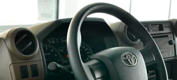 Land Cruiser 76 LX 4.0 5MT