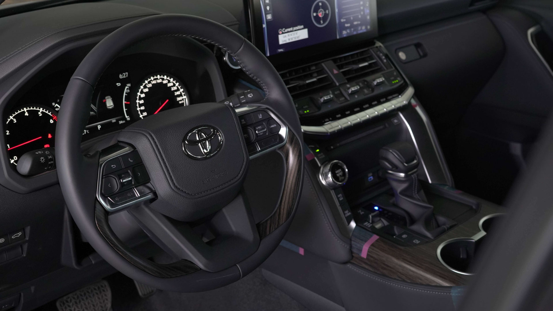 Land Cruiser VX 4.0 6AT 4×4